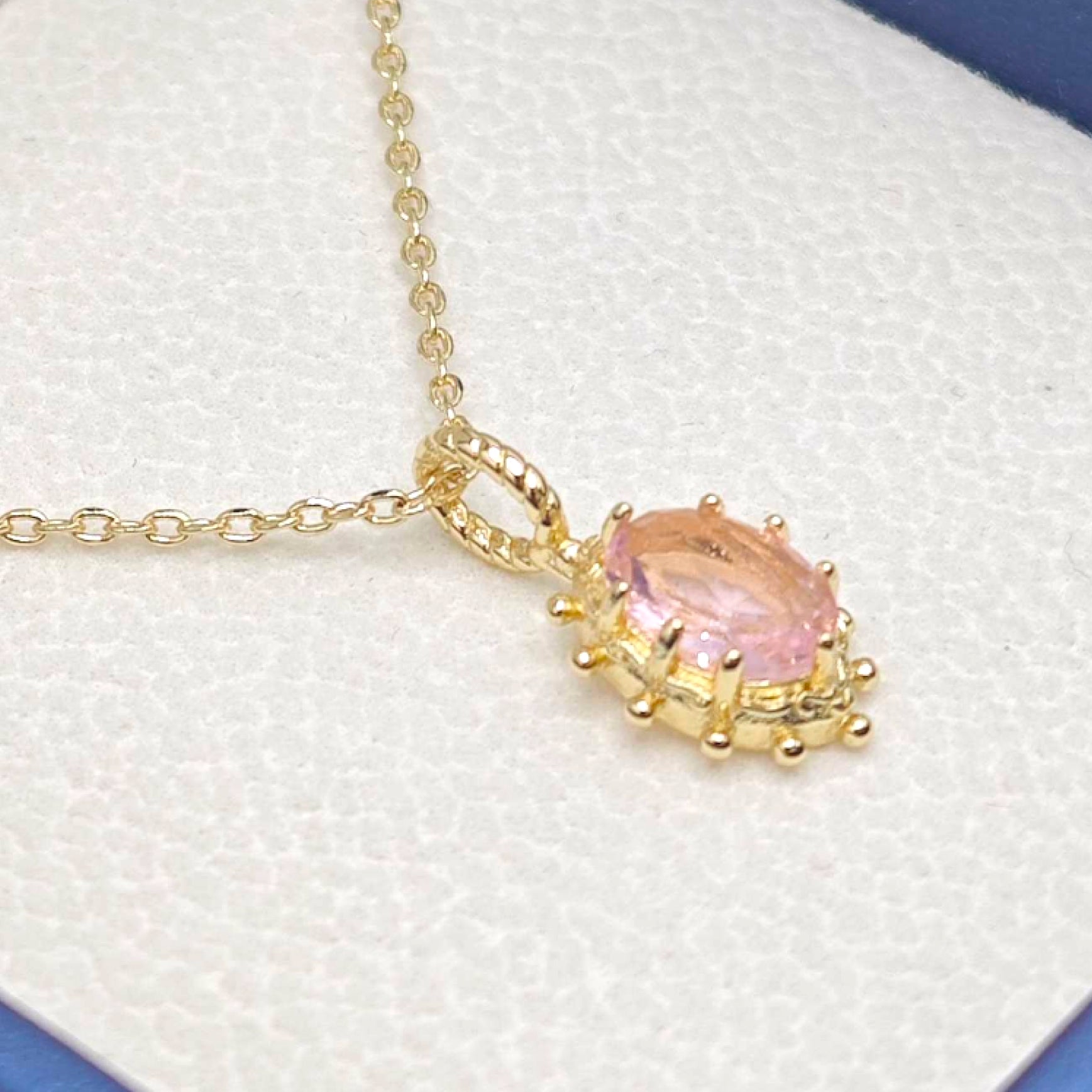 “Étreinte” Petite Heart Pendant Necklace — 14K Gold‑Plated, Pink Cubic Zircon