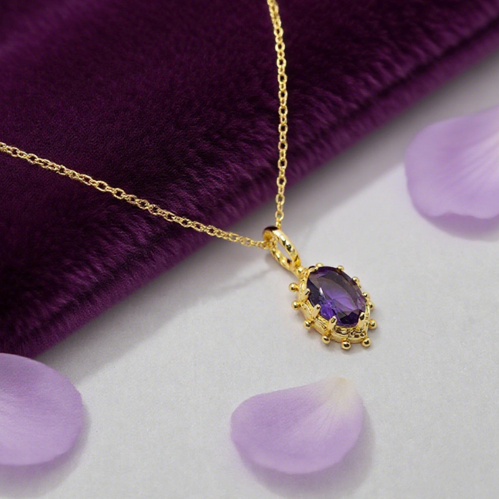 “Étreinte” Petite Heart Pendant Necklace — 14K Gold‑Plated, Purple Cubic Zircon
