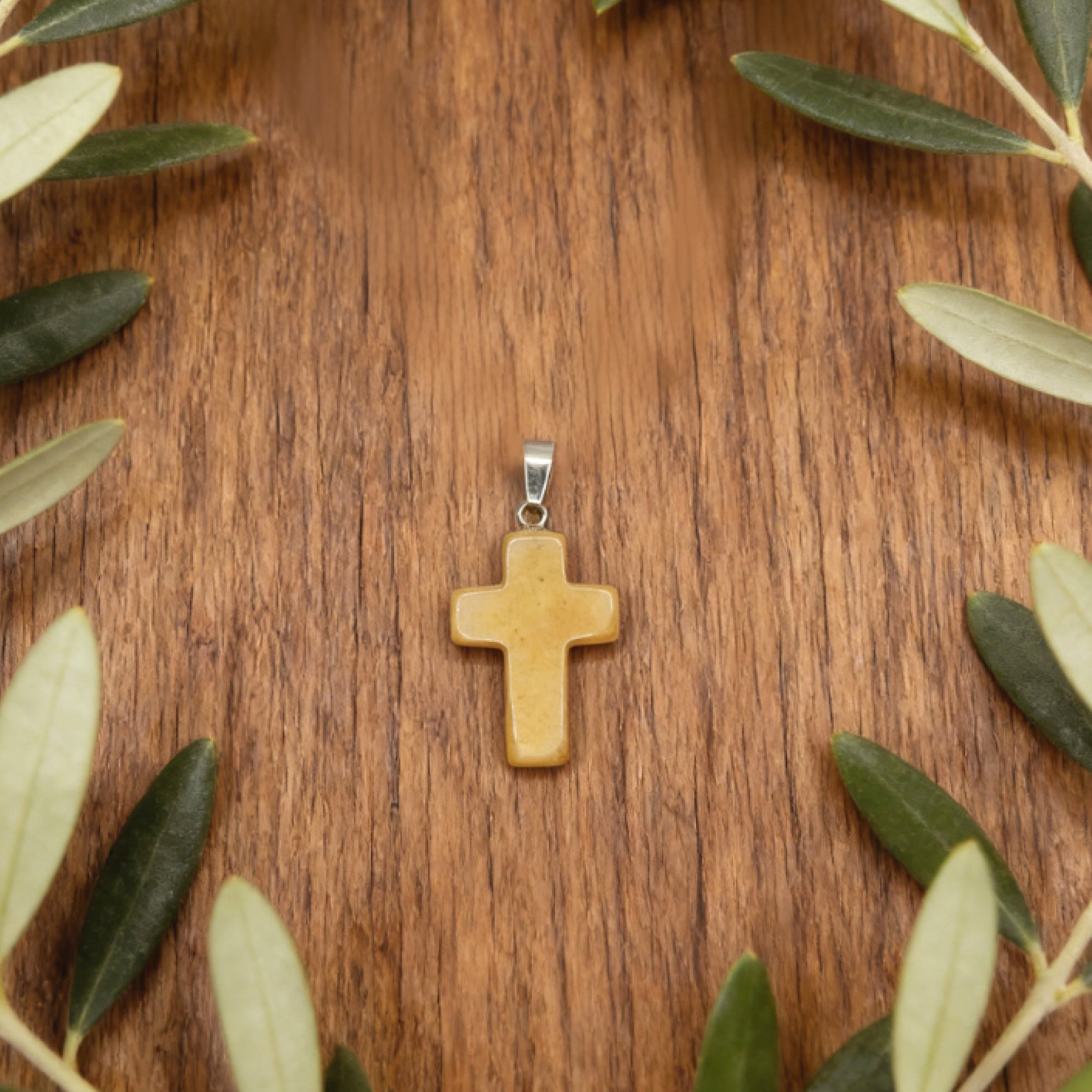 “Léger” Cross Pendant — Yellow Aventurine