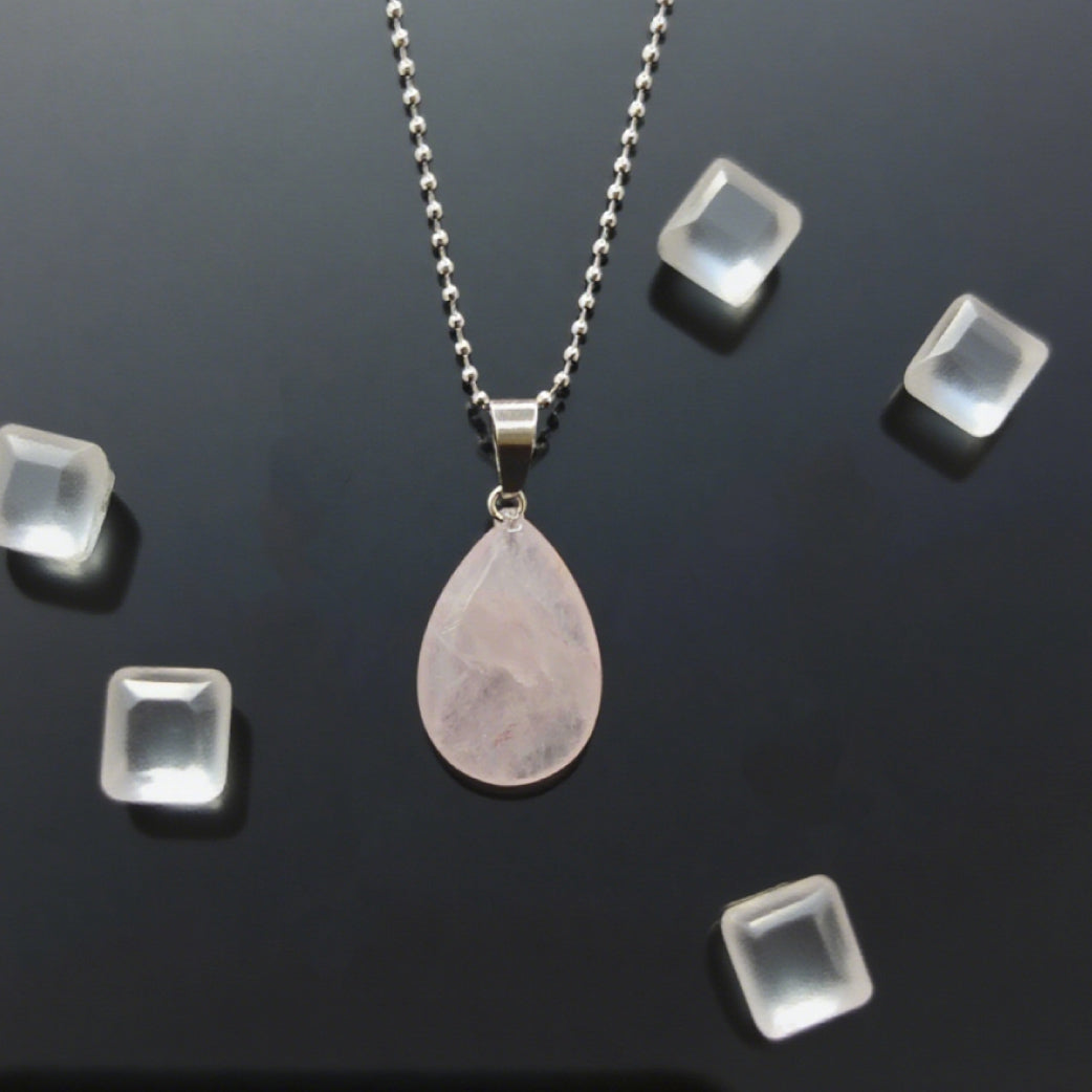 “Léger” Teardrop Pendant — Natural Rose Quartz, Flat-Cut