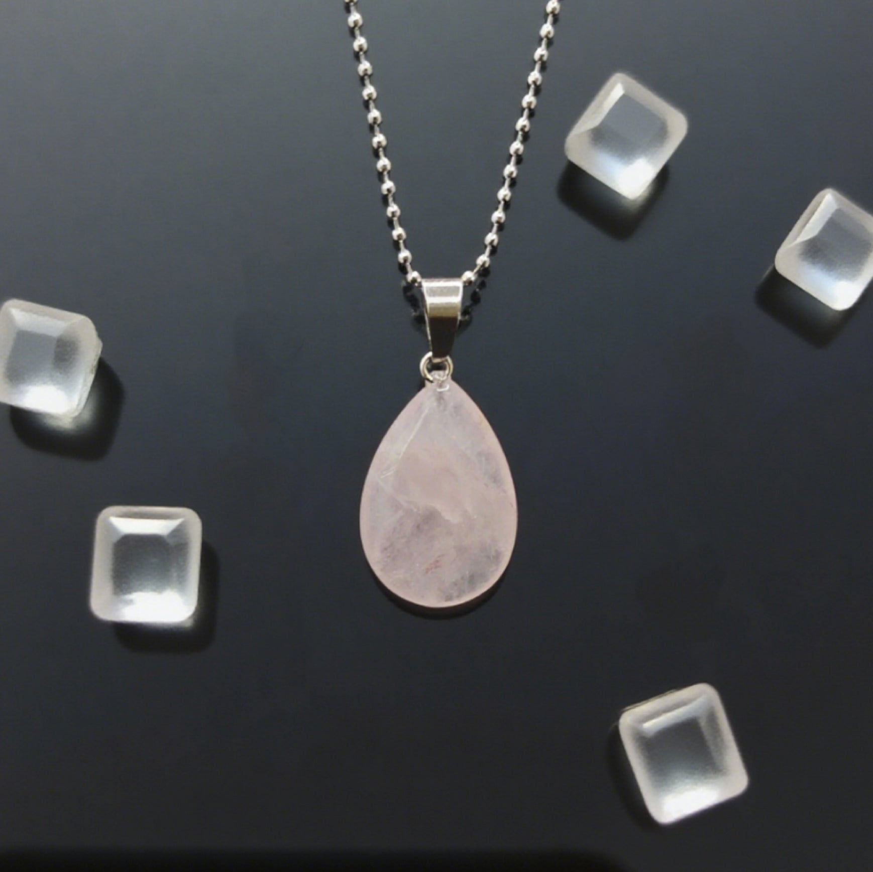 “Léger” Teardrop Pendant — Natural Rose Quartz, Flat-Cut