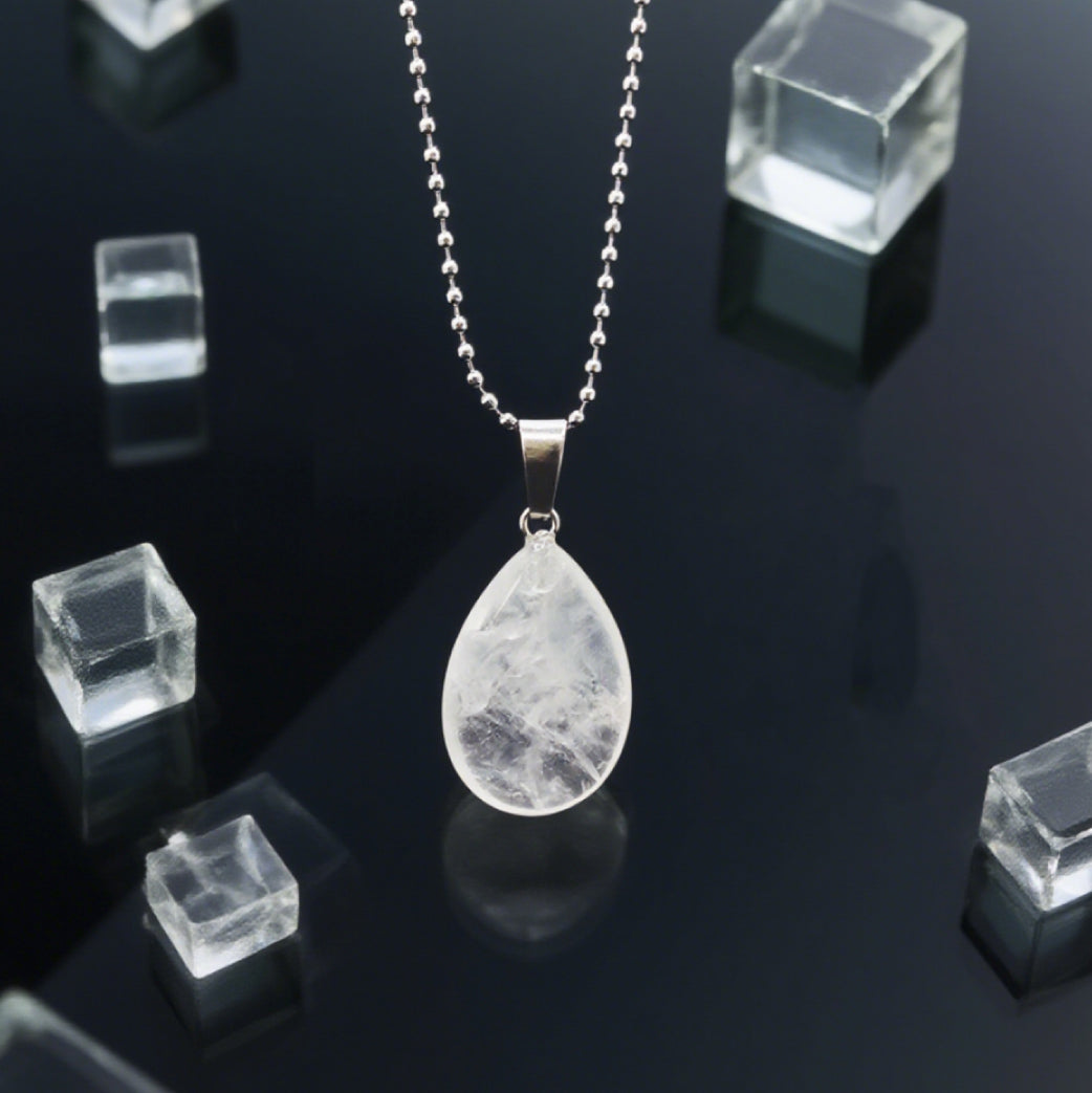 “Léger” Teardrop Pendant — Natural Clear Quartz, Flat-Cut