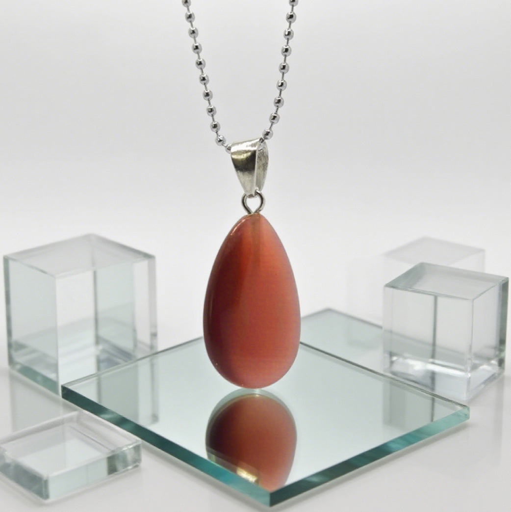 “Léger” Teardrop Pendant — Synthetic Cat’s Eye, Magenta