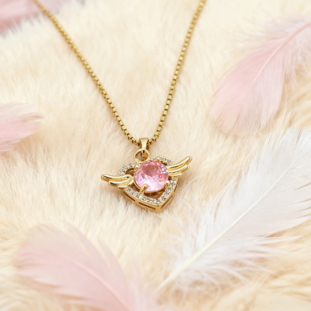 Collier pendentif Cœur d'ange « Étreinte » — Plaqué or 18 carats, style diamant rose