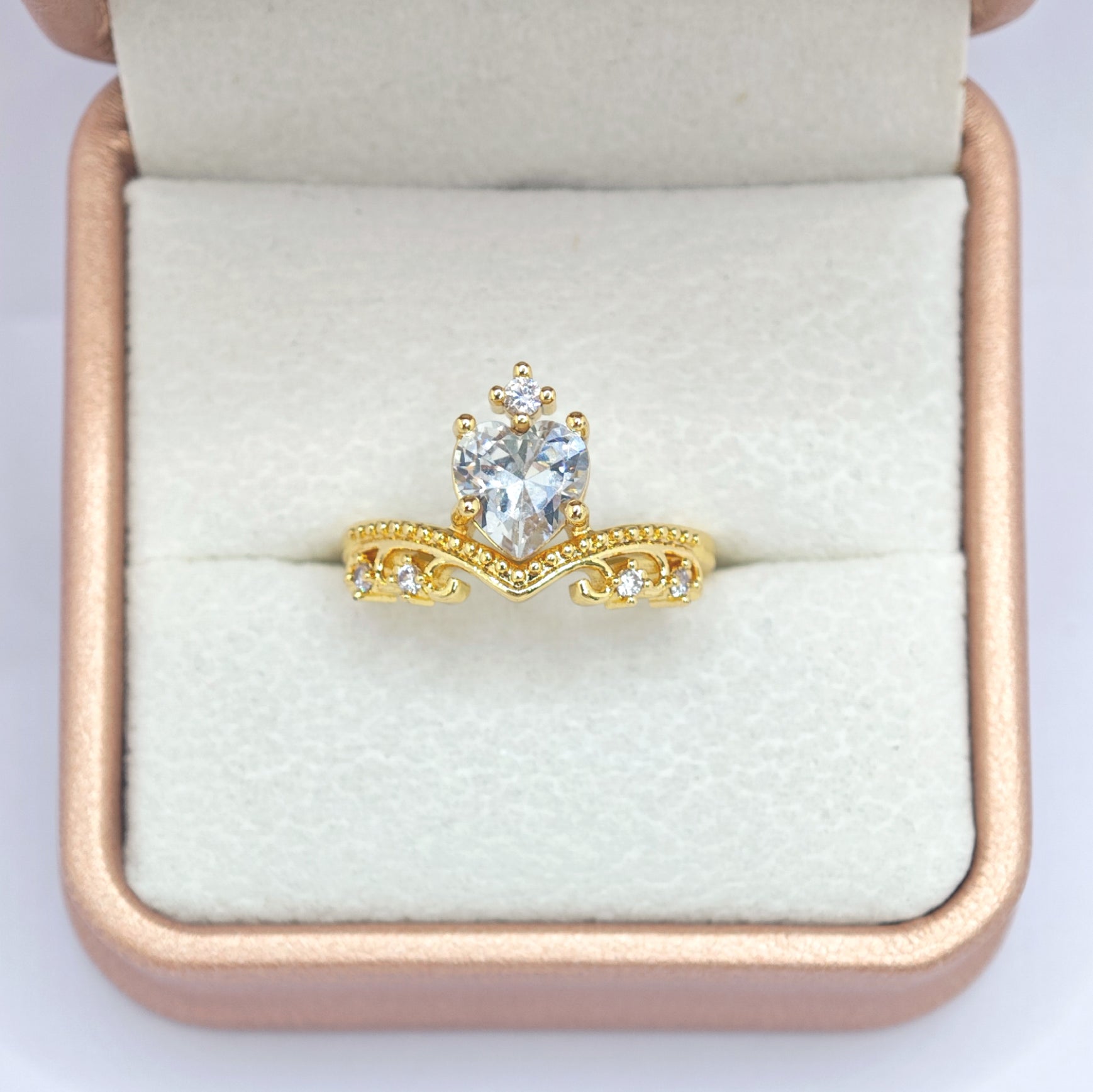 "Toujours" Heart Crest Ring — 18K Gold‑Plated, Diamond Style