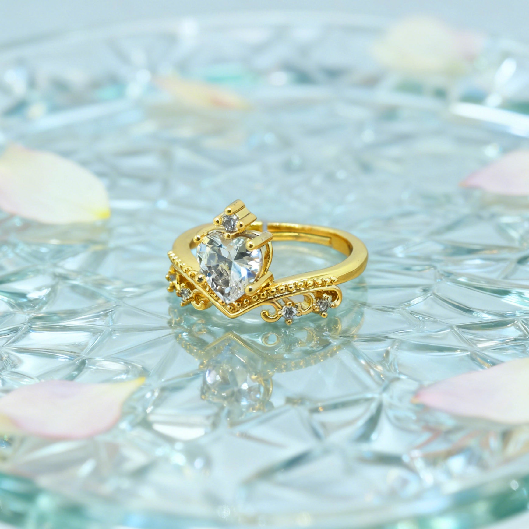 "Toujours" Heart Crest Ring — 18K Gold‑Plated, Diamond Style